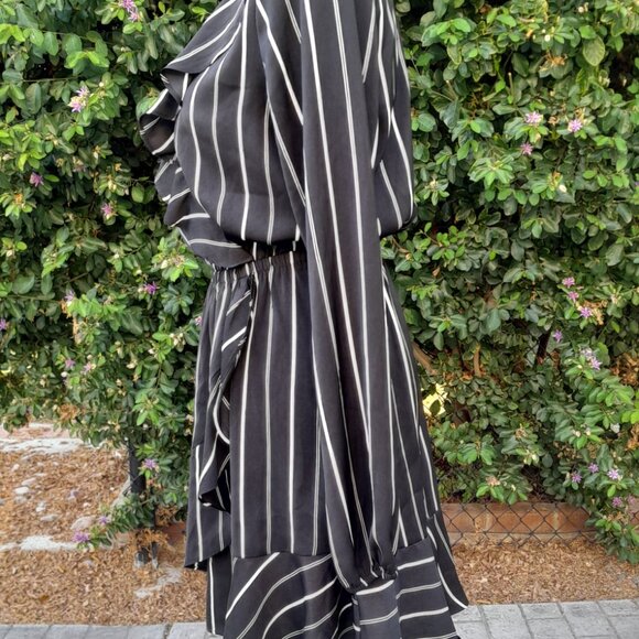 Express Striped Elastic Waist Ruffle Wrap Dress SIZE SMALL - Picture 13 of 16